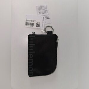 NWT Lululemon Clippable Card Pouch